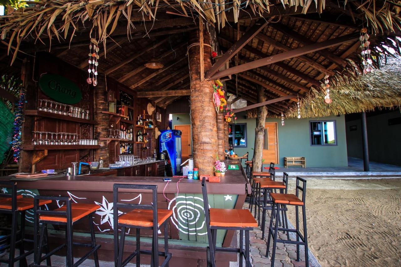 Bandon Beach Bar & Hostel (Adults Only) Lamai Beach  Eksteriør billede